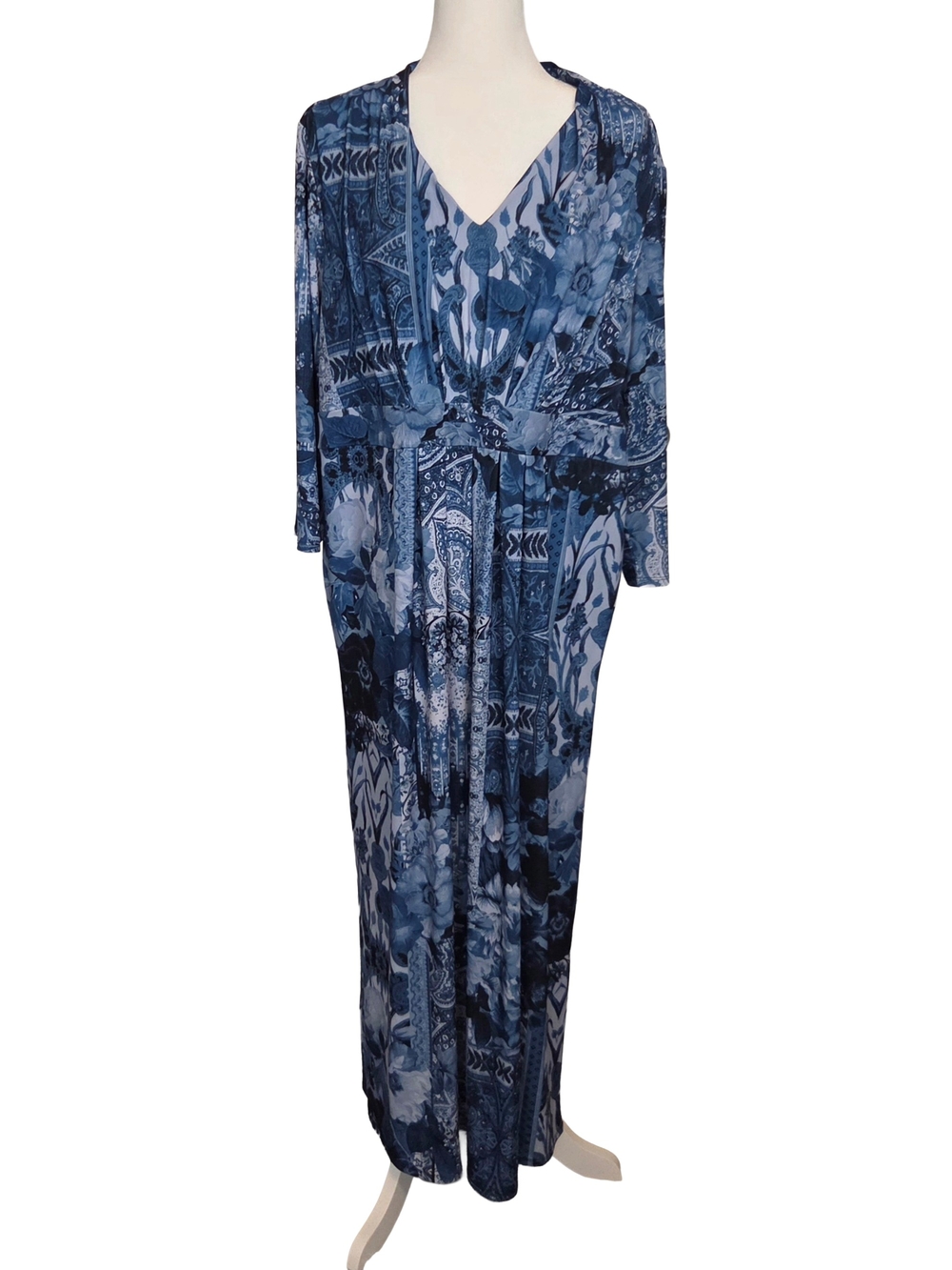 Chico's Liquid Knit Blue Floral & Paisley V-Neck Maxi Dress
